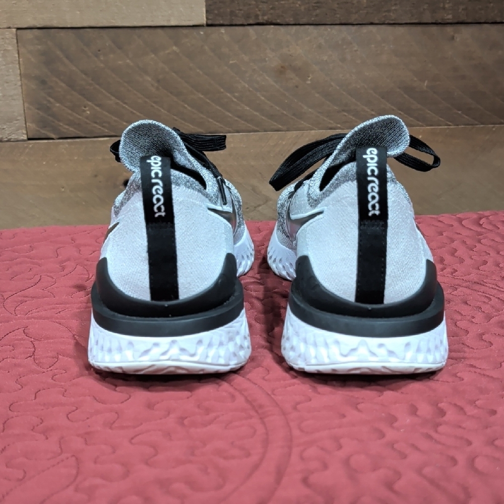 Nike Epic React Flynit Oreo Running Shoes Mens 10.5 - Picture 4 of 8